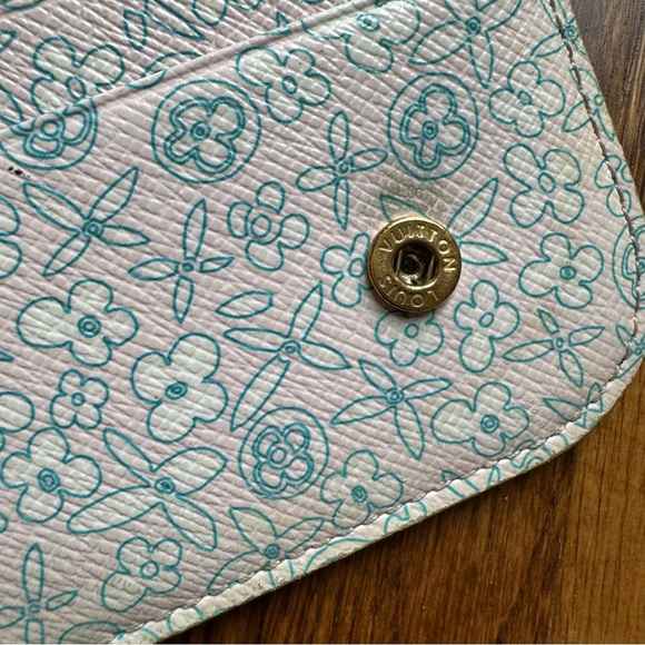⚡️Louis Vuitton Insolite Fleuri Monogram Canvas Wallet - Picture 5 of 14